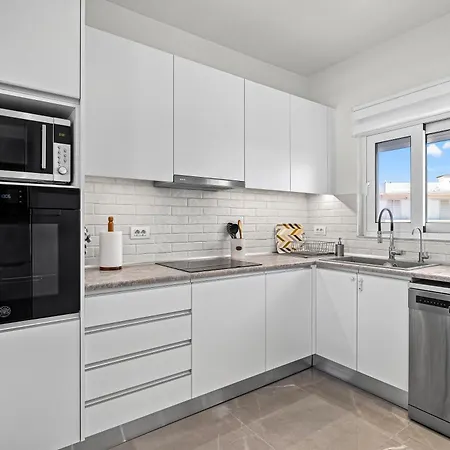 Horizon View Apartment *
